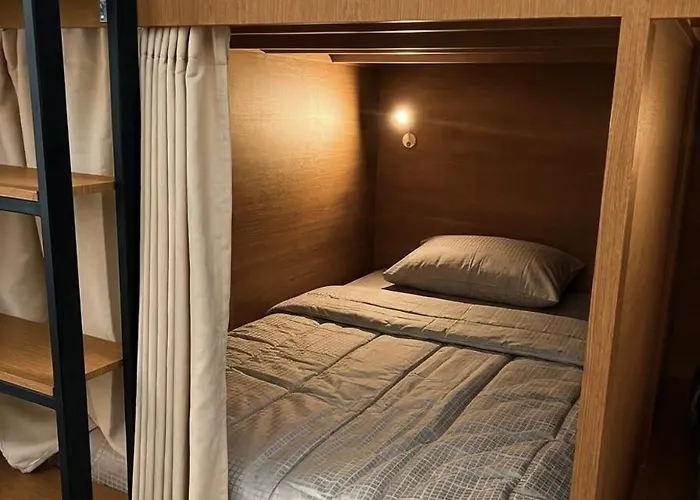 Hostel Holy Sukhumvit 22